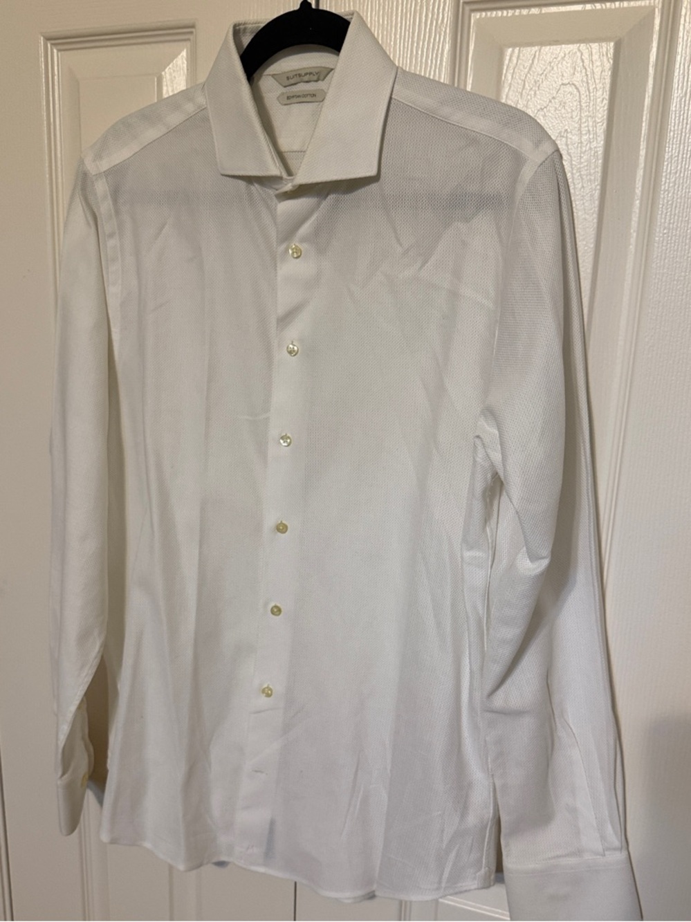 Suitsupply Luxurious Egyptian Cotton White Men's Dress Shirt - Spread Collar